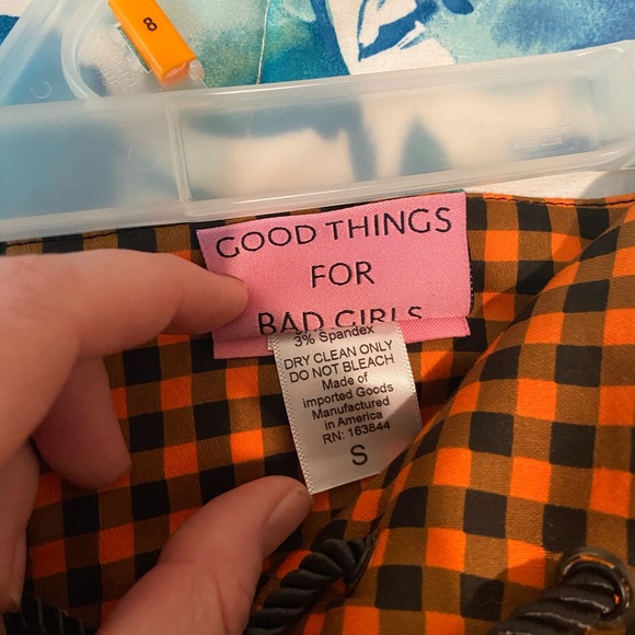 Vixen by Micheline Pitt- Corset Skirt in Orange Pumpkin Gingham - Picture 4 of 5